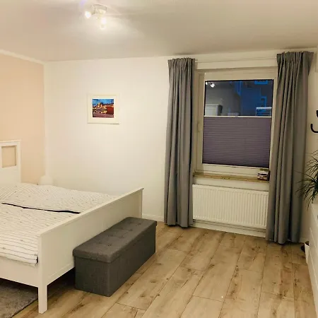 Altstadt Ankerplatz - Zentral, Modern, Wlan - Perfekt Fuer Paare 아파트 엠덴