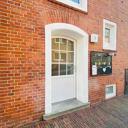 Altstadt Ankerplatz - Zentral, Modern, Wlan - Perfekt Fuer Paare Appartement *